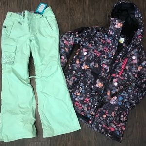 Women’s snowboard pant and jacket